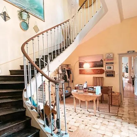 Jolly Chateau